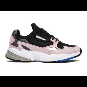 Adidas Womens Falcon-Black/Pink